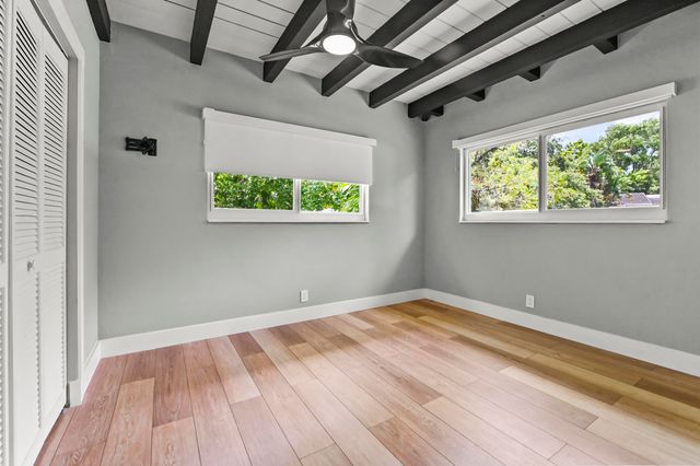 2224 NW 6th Terrace, Wilton Manors, FL 33311