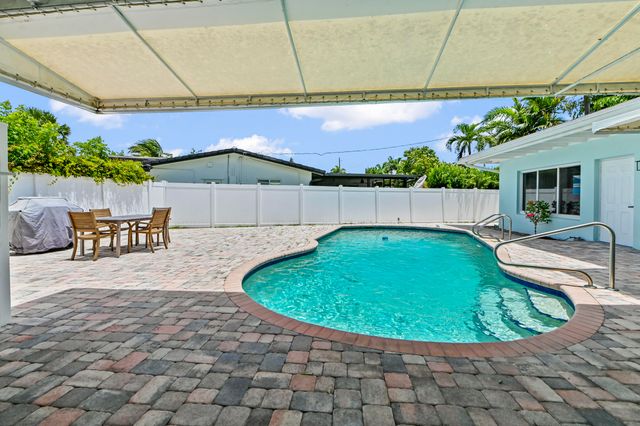 2224 NW 6th Terrace, Wilton Manors, FL 33311