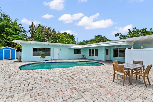 2224 NW 6th Terrace, Wilton Manors, FL 33311