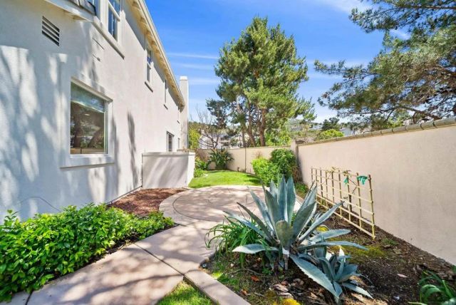 1505 Sand Dune Way, San Marcos, CA 92078