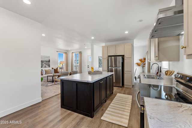 45 W HAWAII Road, Paulden, AZ 86334