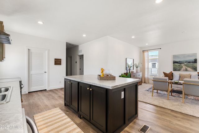 45 W HAWAII Road, Paulden, AZ 86334