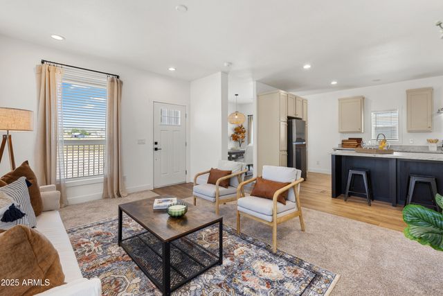 45 W HAWAII Road, Paulden, AZ 86334