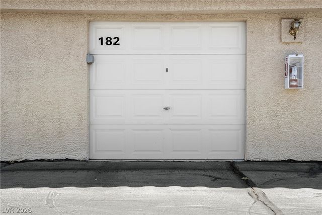8501 West University Avenue 2089, Las Vegas, NV 89147