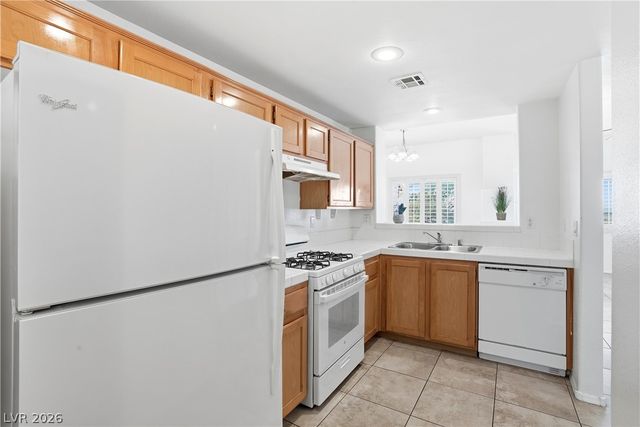 8501 West University Avenue 2089, Las Vegas, NV 89147