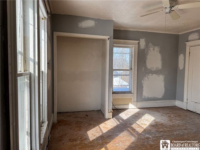 31 Linwood Avenue, Jamestown, NY 14701