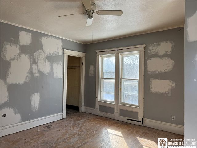 31 Linwood Avenue, Jamestown, NY 14701