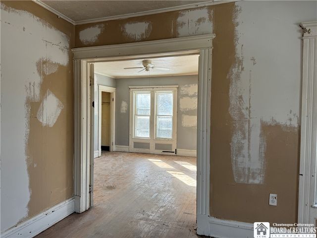 31 Linwood Avenue, Jamestown, NY 14701