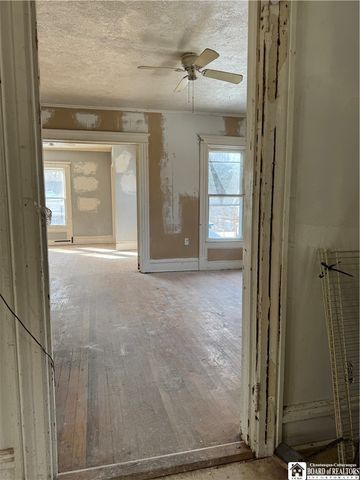 31 Linwood Avenue, Jamestown, NY 14701