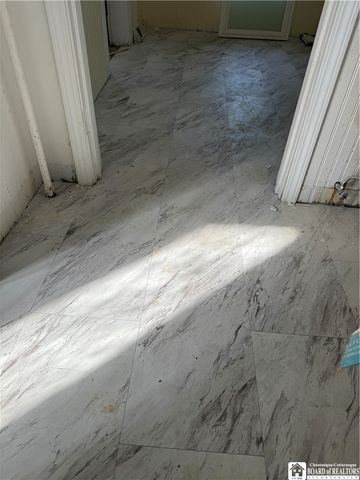 31 Linwood Avenue, Jamestown, NY 14701