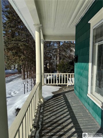 31 Linwood Avenue, Jamestown, NY 14701