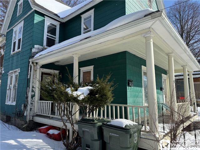 31 Linwood Avenue, Jamestown, NY 14701