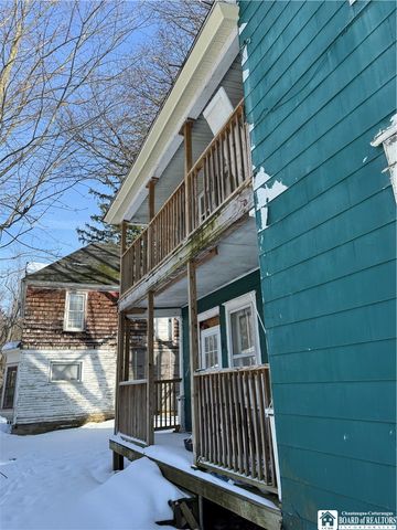 31 Linwood Avenue, Jamestown, NY 14701