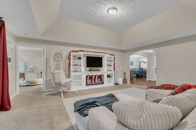 1041 Campbell Ave, Gallatin, TN 37066