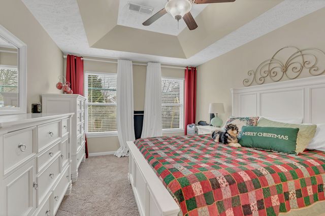 1041 Campbell Ave, Gallatin, TN 37066