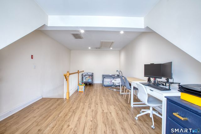 39 Maple Tree Avenue 40, Stamford, CT 06906