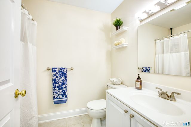 39 Maple Tree Avenue 40, Stamford, CT 06906