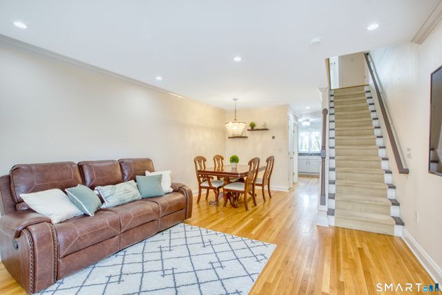 39 Maple Tree Avenue 40, Stamford, CT 06906