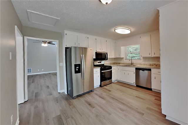 979 Tyrell Drive, Austell, GA 30106