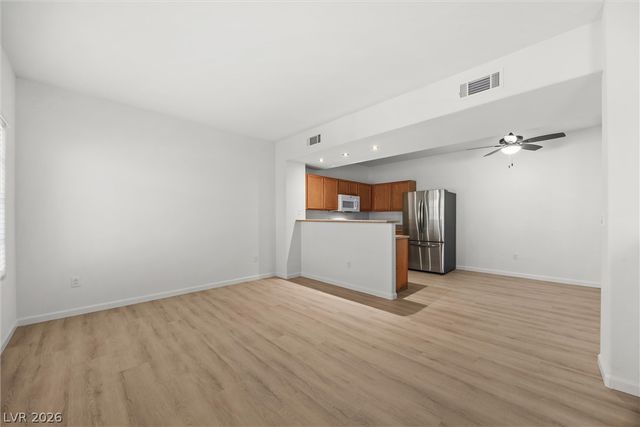 2001 Sue Court 206, Las Vegas, NV 89108