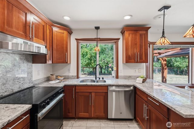 3611 135th Street NW, Gig Harbor, WA 98332