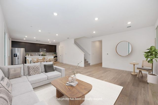 5304 Allentown Way, Sacramento, CA 95835