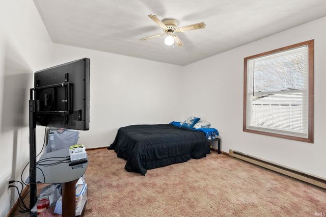 627 E Jefferson Street, Warren, IN 46792