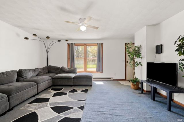 627 E Jefferson Street, Warren, IN 46792