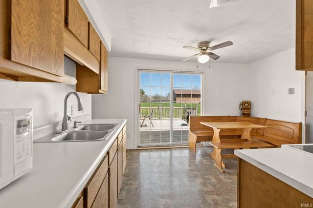 627 E Jefferson Street, Warren, IN 46792