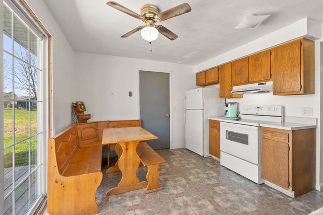 627 E Jefferson Street, Warren, IN 46792