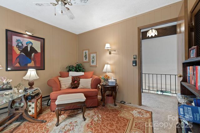 571 Tsisqua Circle, Brevard, NC 28712