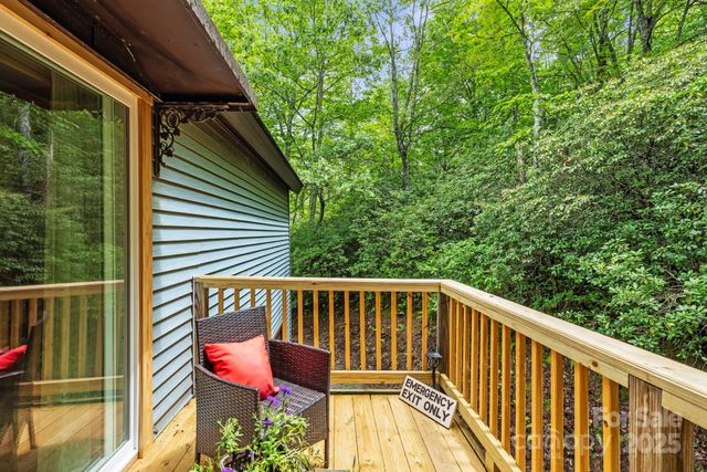 571 Tsisqua Circle, Brevard, NC 28712