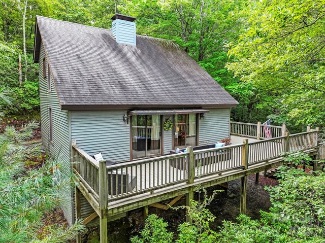 571 Tsisqua Circle, Brevard, NC 28712