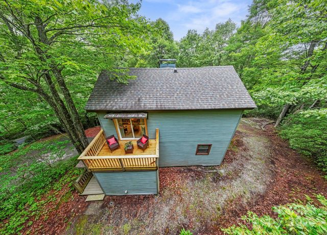 571 Tsisqua Circle, Brevard, NC 28712