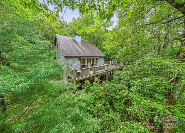 571 Tsisqua Circle, Brevard, NC 28712