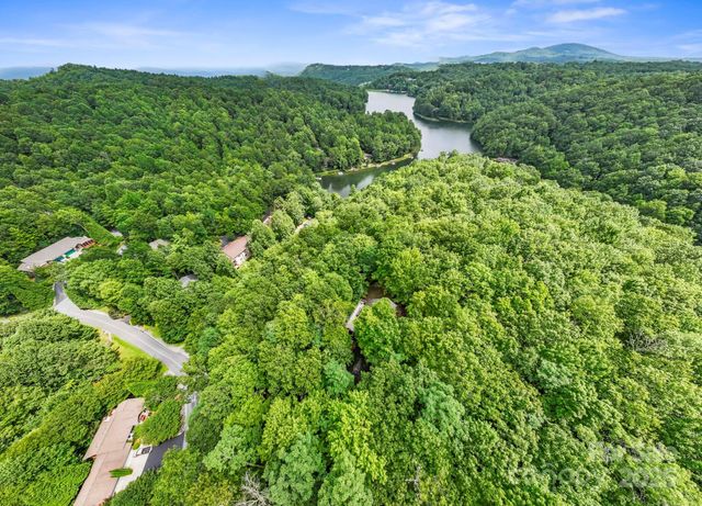 571 Tsisqua Circle, Brevard, NC 28712