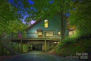 571 Tsisqua Circle, Brevard, NC 28712
