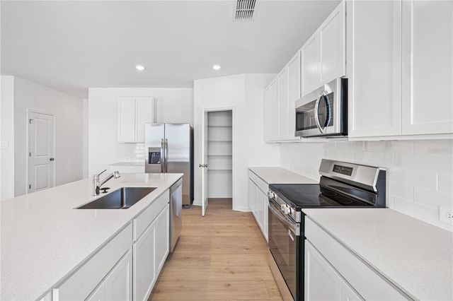 6000 WELLBEING WAY, Clermont, FL 34714