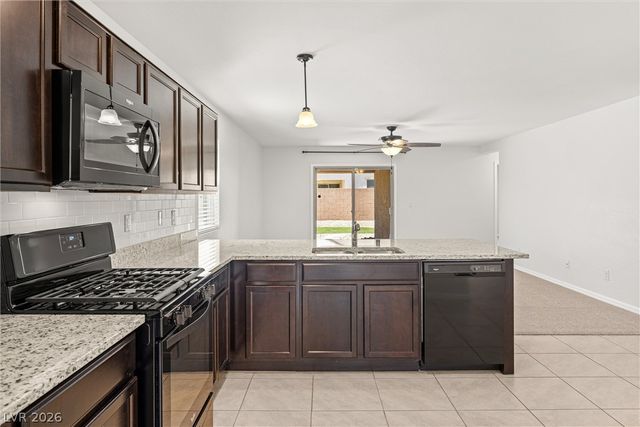 4568 Velvet Oak Court, Las Vegas, NV 89115