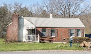 1971 Henderson Ave, Chartiers, PA 15301