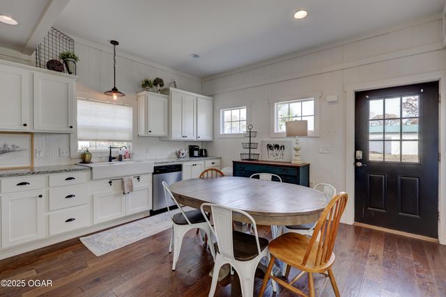 204 Eagle Ridge Road, Joplin, MO 64804