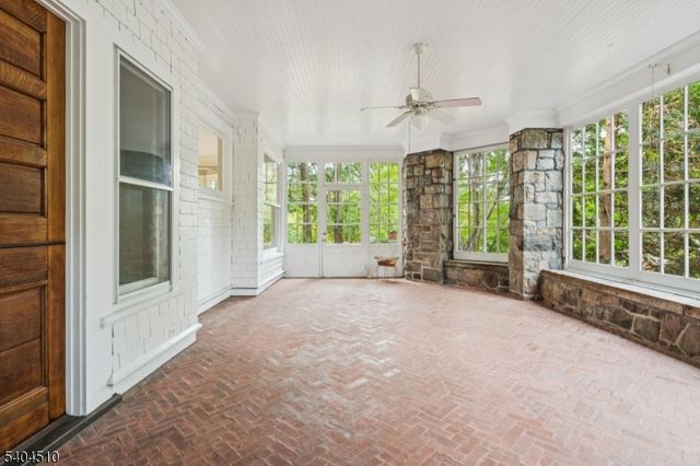 17 Three Gables Rd, Morris Twp., NJ 07960