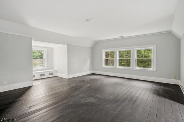 17 Three Gables Rd, Morris Twp., NJ 07960