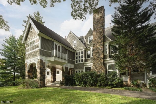 17 Three Gables Rd, Morris Twp., NJ 07960