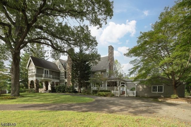 17 Three Gables Rd, Morris Twp., NJ 07960