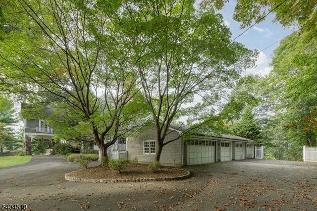 17 Three Gables Rd, Morris Twp., NJ 07960