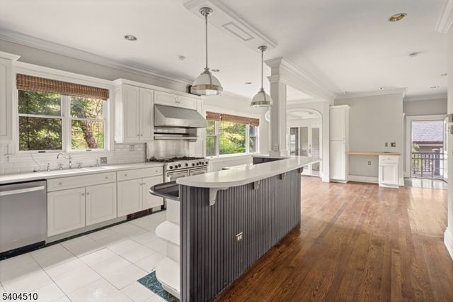 17 Three Gables Rd, Morris Twp., NJ 07960