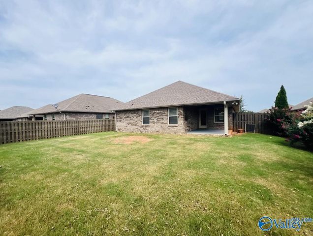 111 Pembridge Lane, Madison, AL 35756