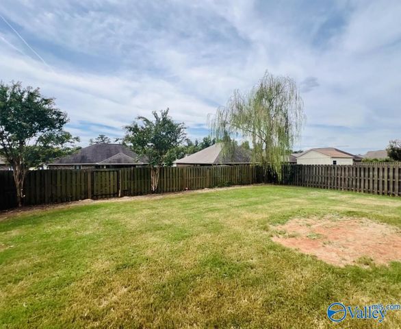 111 Pembridge Lane, Madison, AL 35756