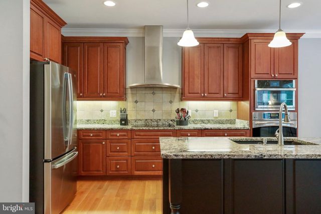 289 RELIANCE WOODS DR, Middletown, VA 22645